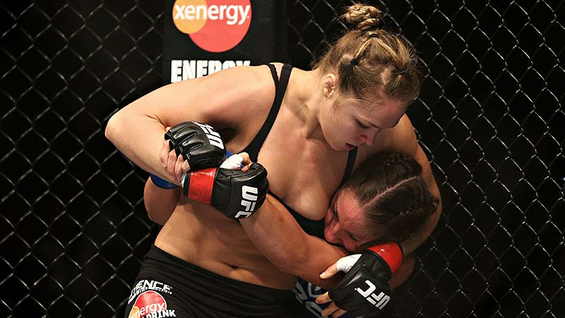 UFC adds strawweight class for female fighters - ESPN