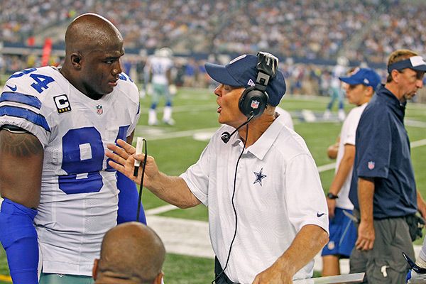 Peyton Manning and DeMarcus Ware named Broncos team captains for