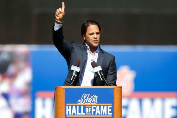 New York Mets Hall of Famer Mike Piazza talks Tom Seaver, expectations for  2022 Mets