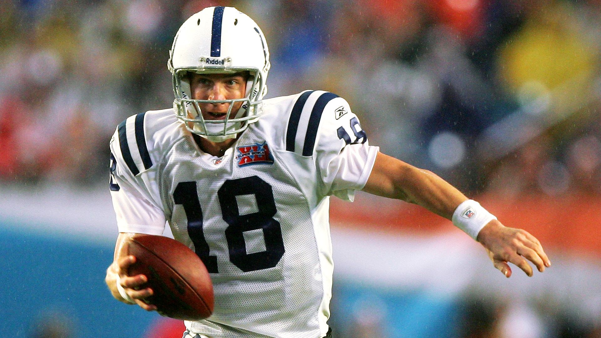 Crystal Manning Colts commission artist to create statue of Peyton Manning - ESPN