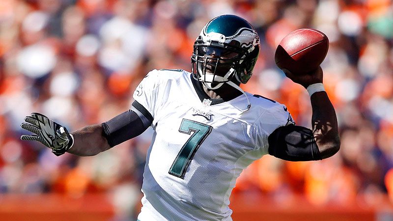 Eagles re-sign Michael Vick to 1-year contract 