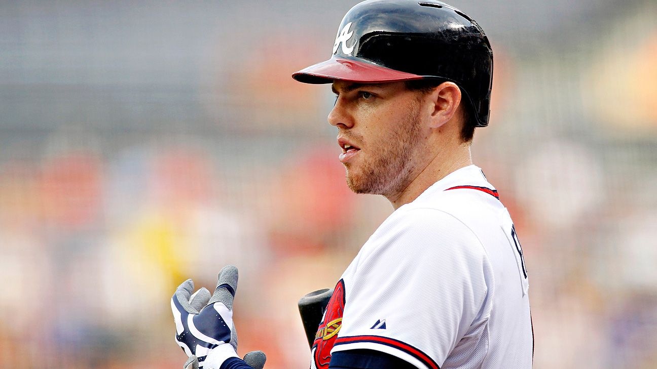 Atlanta Braves: Freddie Freeman has successful elbow surgery