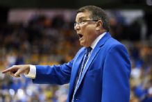 Middle Tennessee women's hoops coach Rick Insell to retire