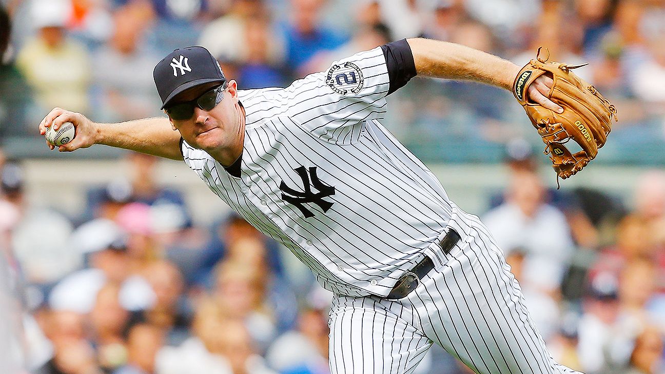 Padres acquire 3B Chase Headley from Yankees