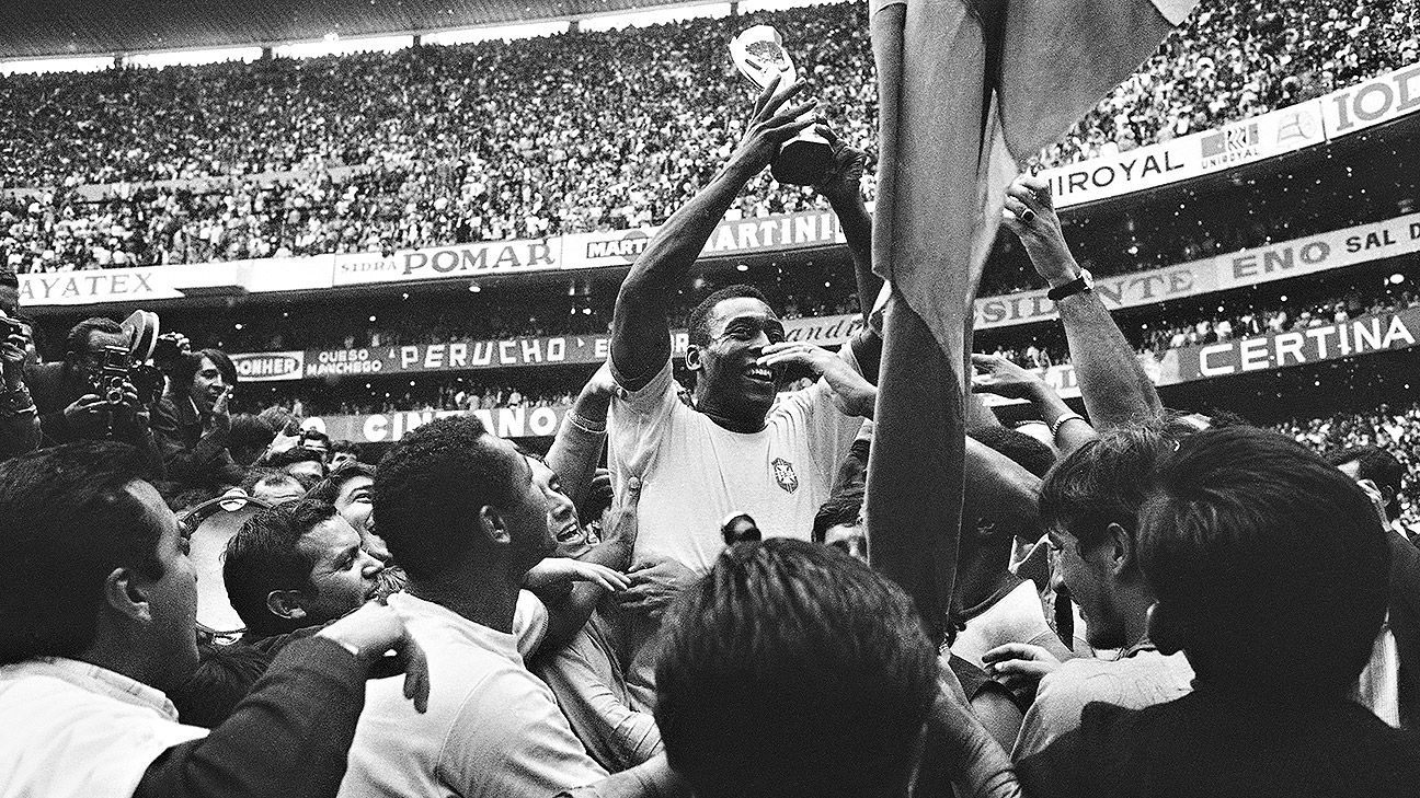 Panini 1970 World Cup album signed by Pele auctions for £10,450 - ESPN