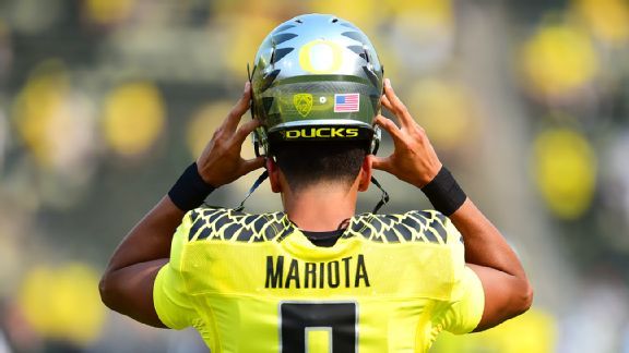 Marcus Mariota, Oregon too much for UA football to handle