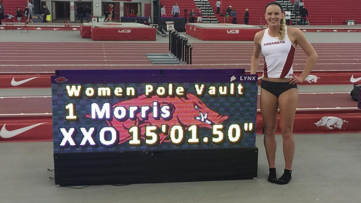 Arkansas pole vaulter Sandi Morris sets NCAA record