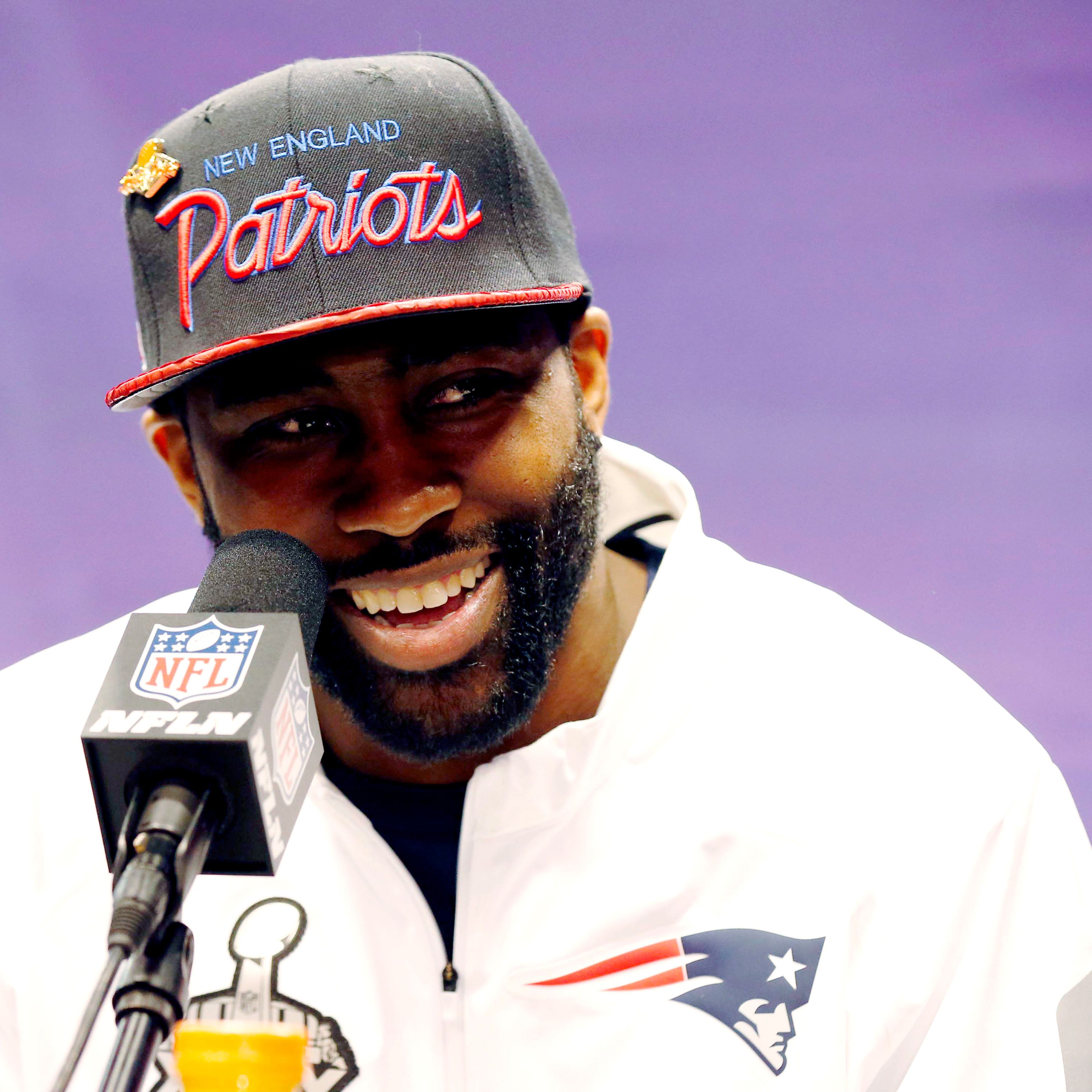 Darrelle Revis soaks in 'surreal' scene - ESPN - NFL Nation- ESPN