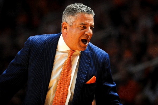 Auburn Tigers men's basketball placed on 4 years probation; coach Bruce Pearl suspended 2 games