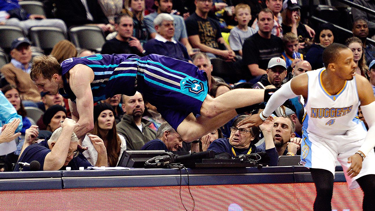 forward Cody Zeller recovering from shoulder surgery NBA ESPN