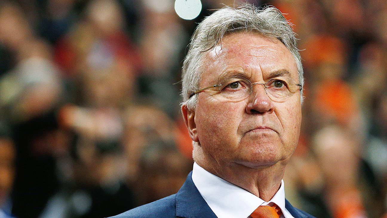 Hiddink names squad to face Croatia in Euro 2012 playoffs