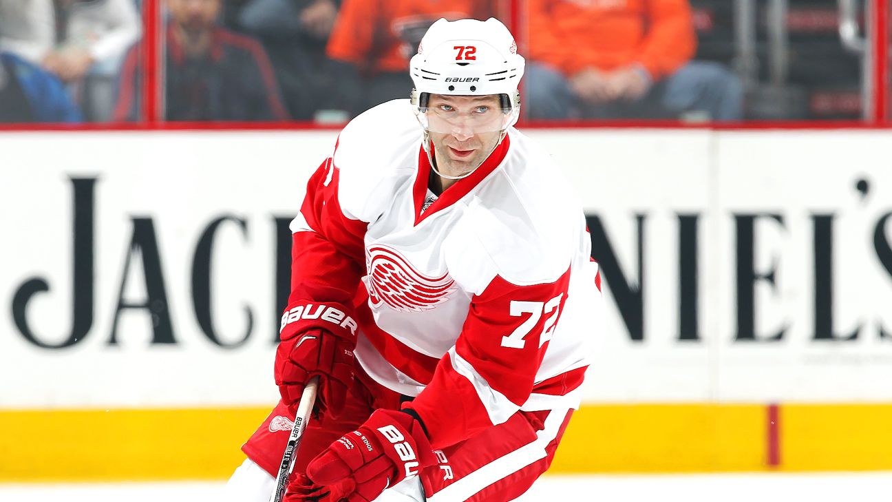 Erik Cole of Detroit Red Wings out for season with spine injury - ESPN