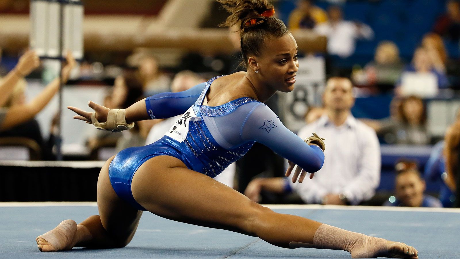 UF's Hunter wins NCAA floor exercise title