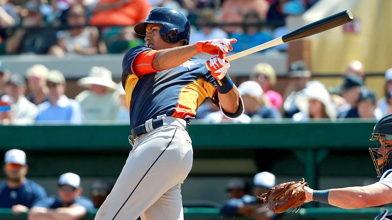 Astros calling up top prospect Carlos Correa