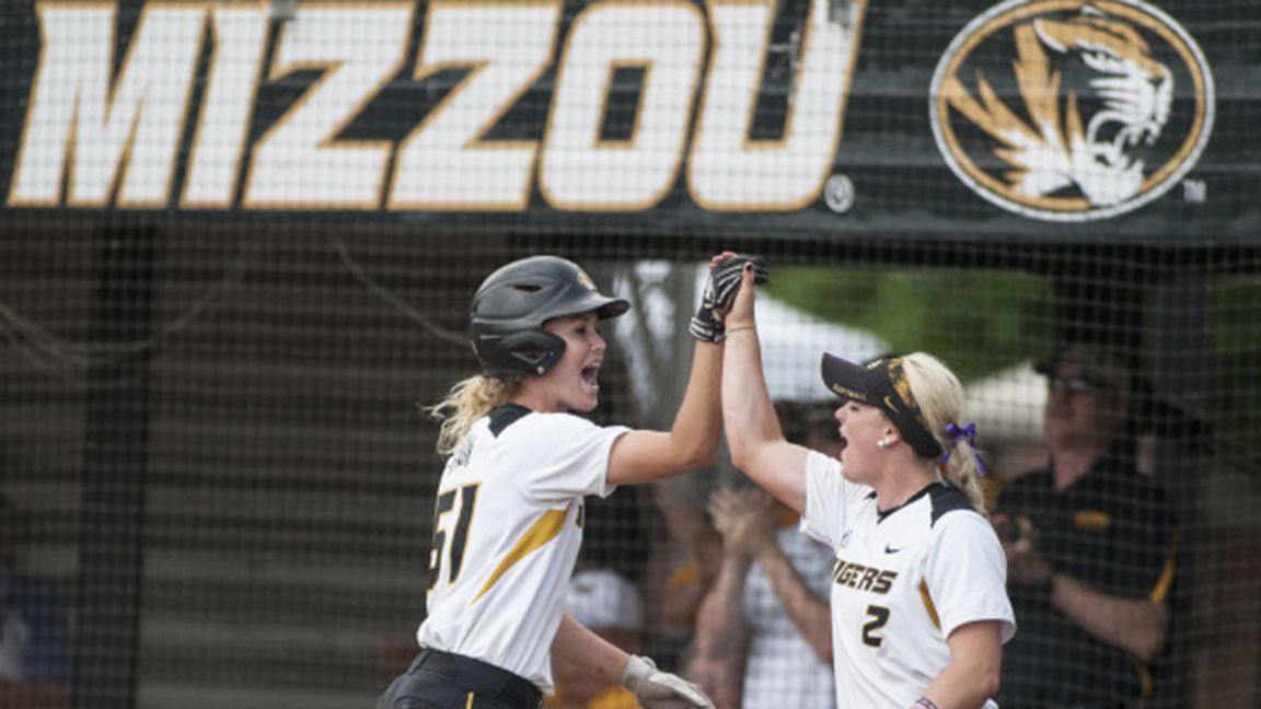 Mizzou defeats Kansas, heads to finals