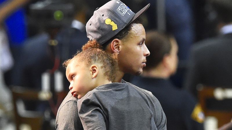 Riley Curry Makes Adorable Modeling Debut for Freshly Picked -- See Her in  Action!