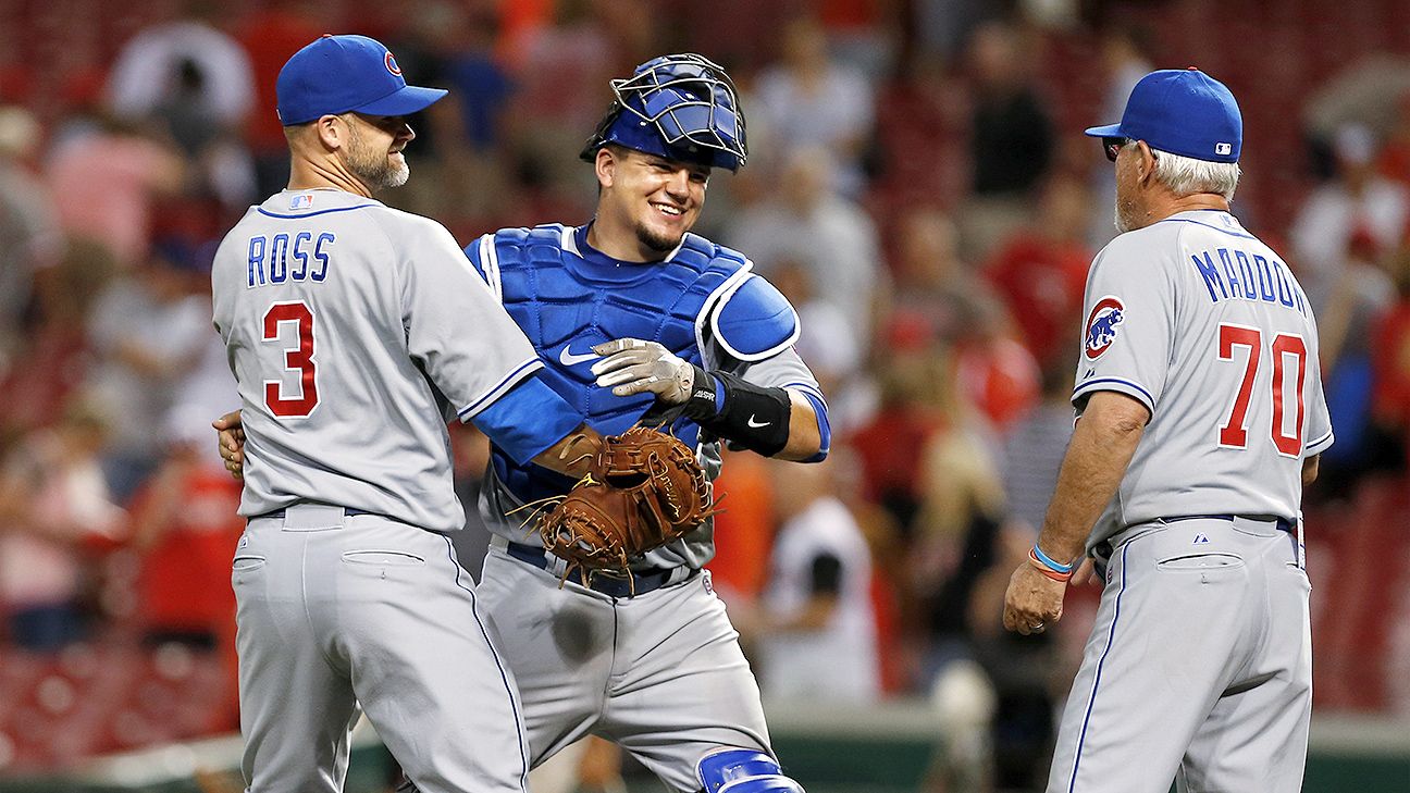 Cubs star, Middletown native Kyle Schwarber meets fans in hometown