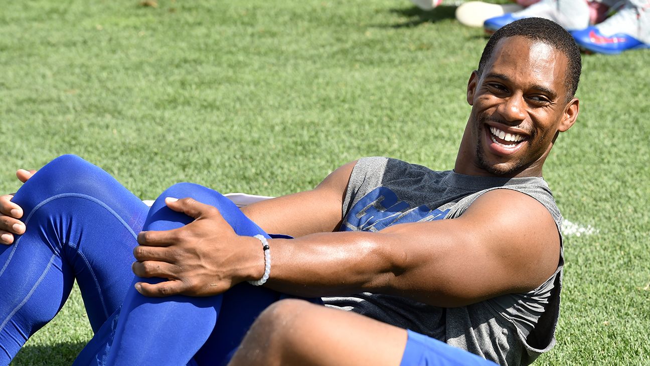 Giants WR Victor Cruz on rehab: 'It's going to make me, or it's going