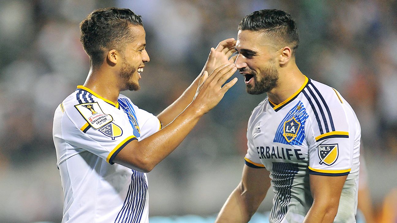 LA Galaxy beats Central FC Giovani dos Santos scores