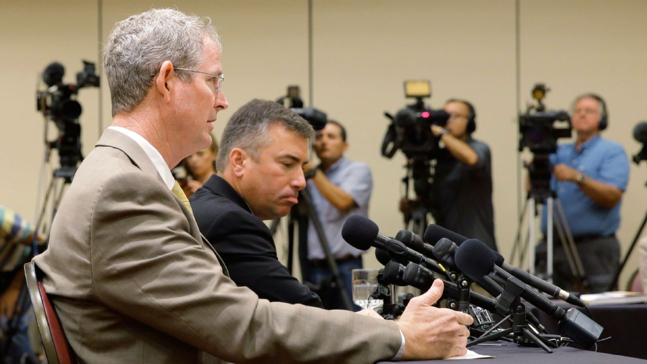 Two John Jay students who hit referee can return to school ESPN