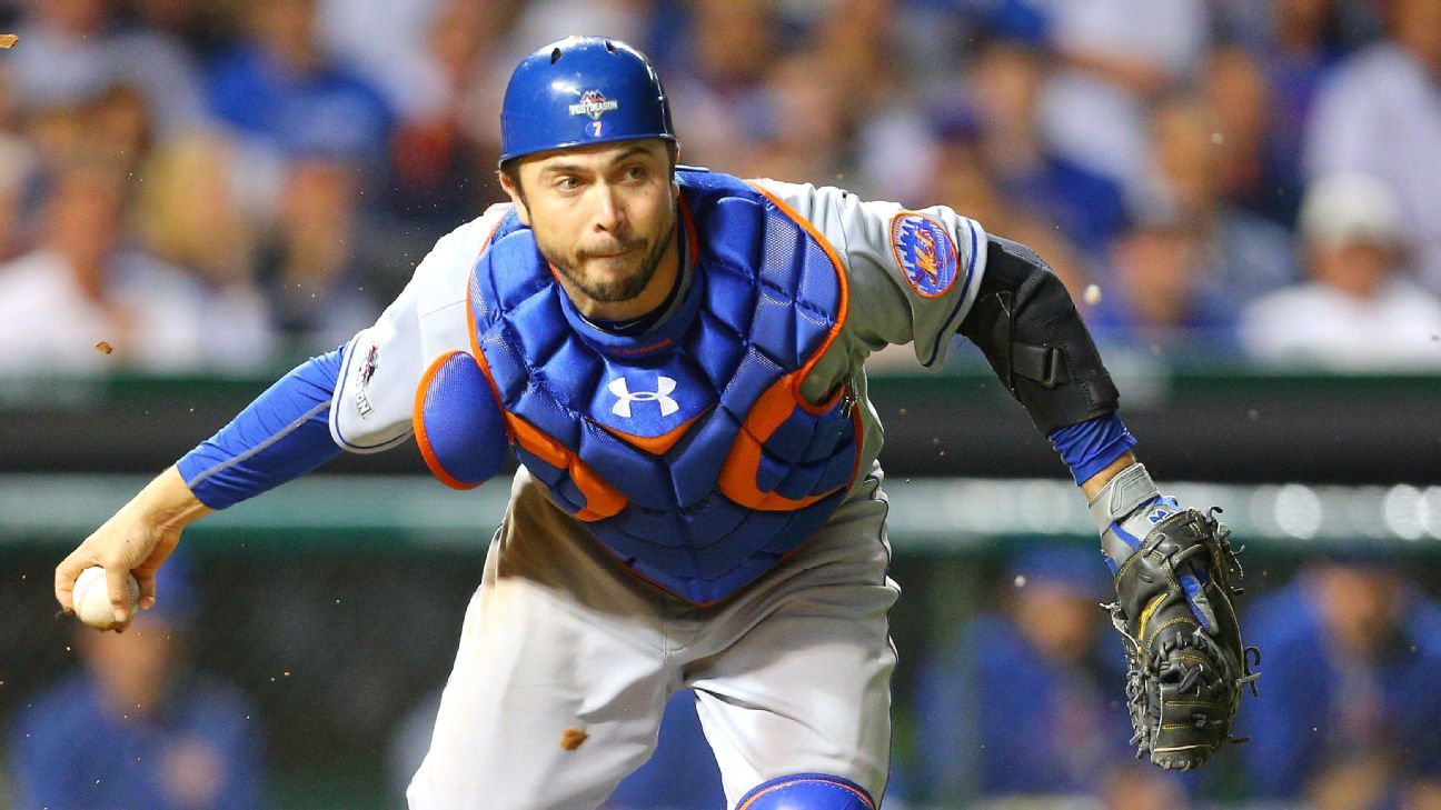 Travis d'Arnaud to face brother Chase d'Arnaud for first time in