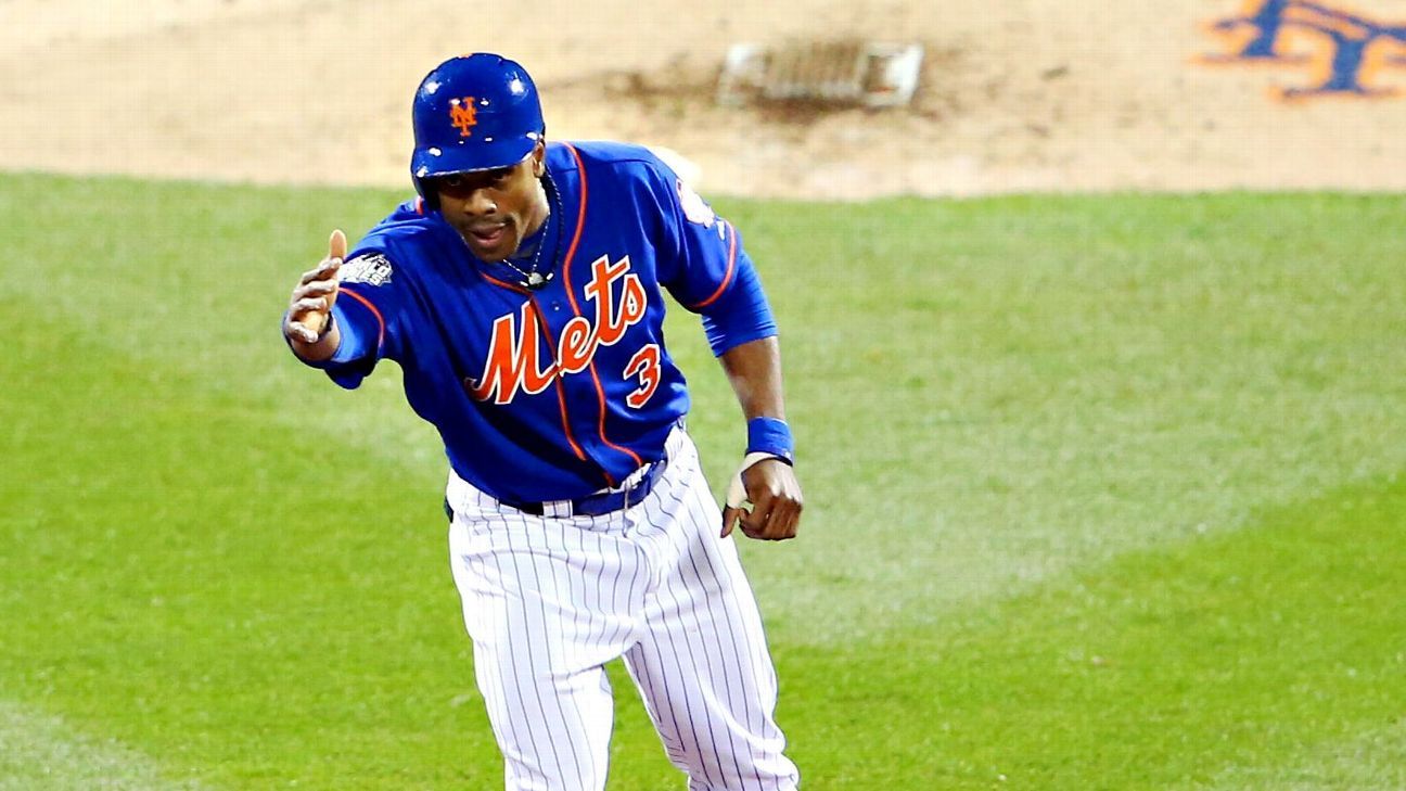 Mets outfielder to undergo thumb surgery