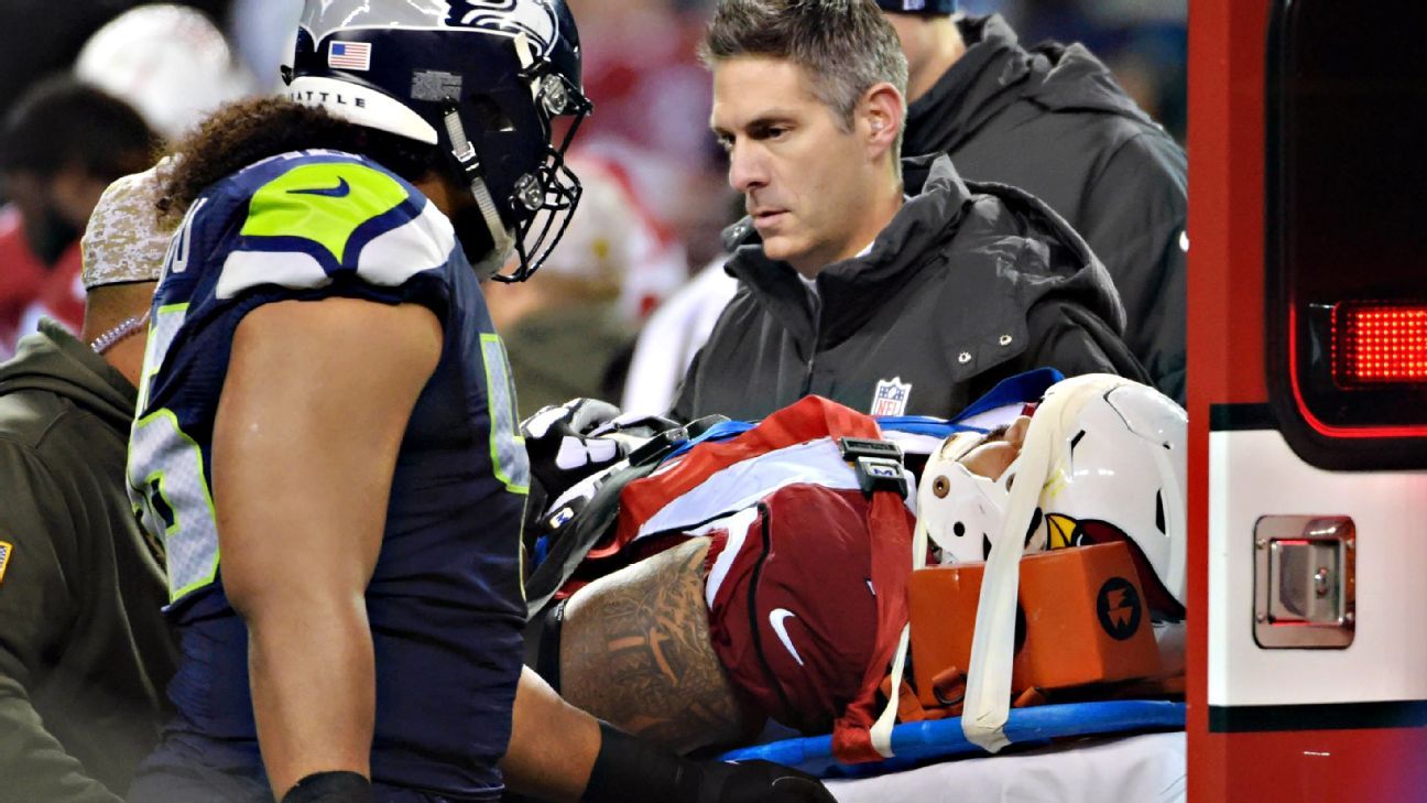 Seahawks' Lockette taken off field on stretcher