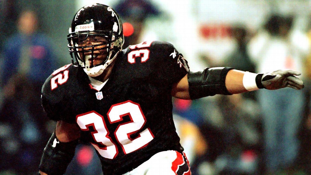 Jamal Anderson: Falcons legend makes appearance at practice