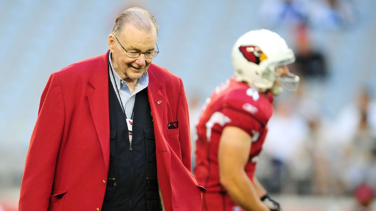 Bill Bidwill dies at 88; moved football Cardinals from St. Louis