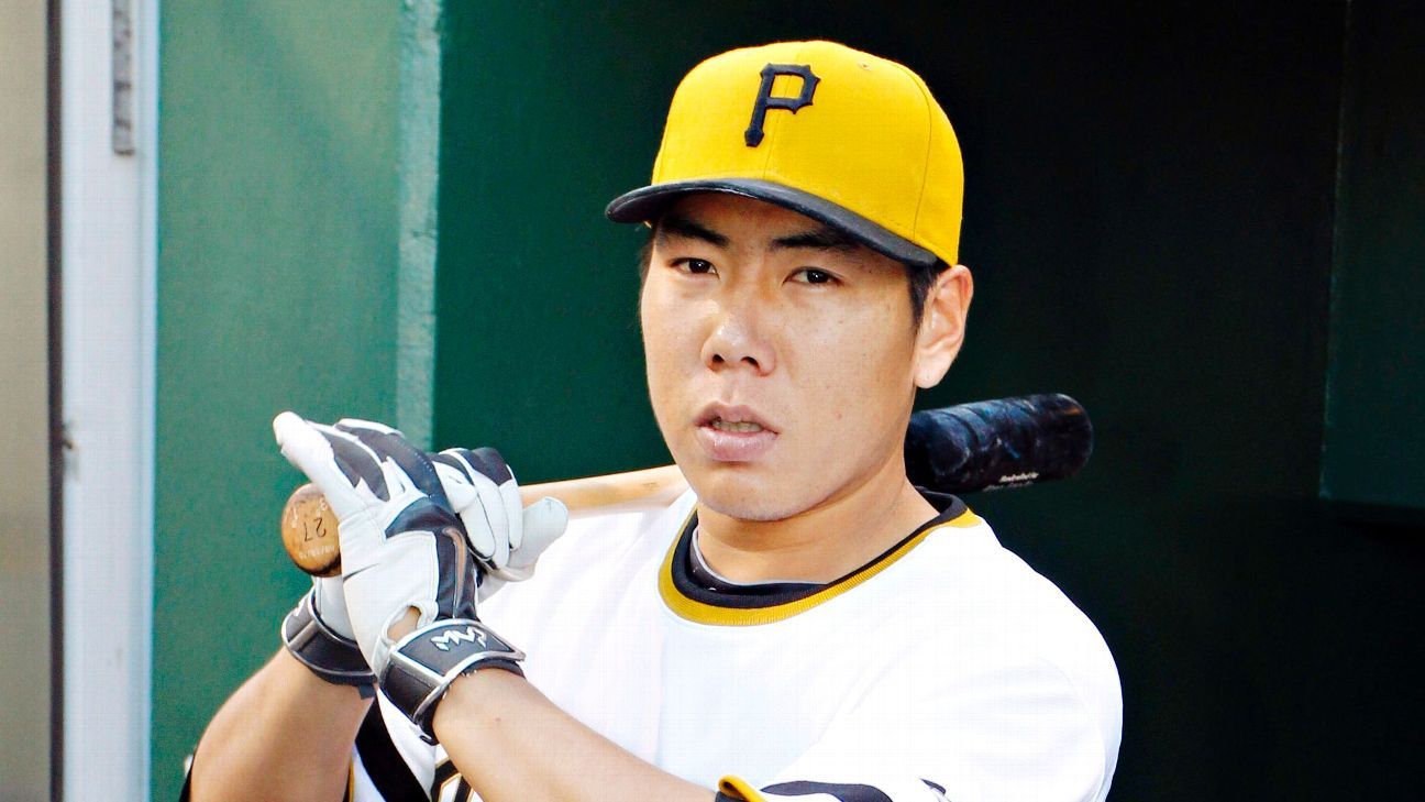 Pirates' Kang out for the season after leg injury