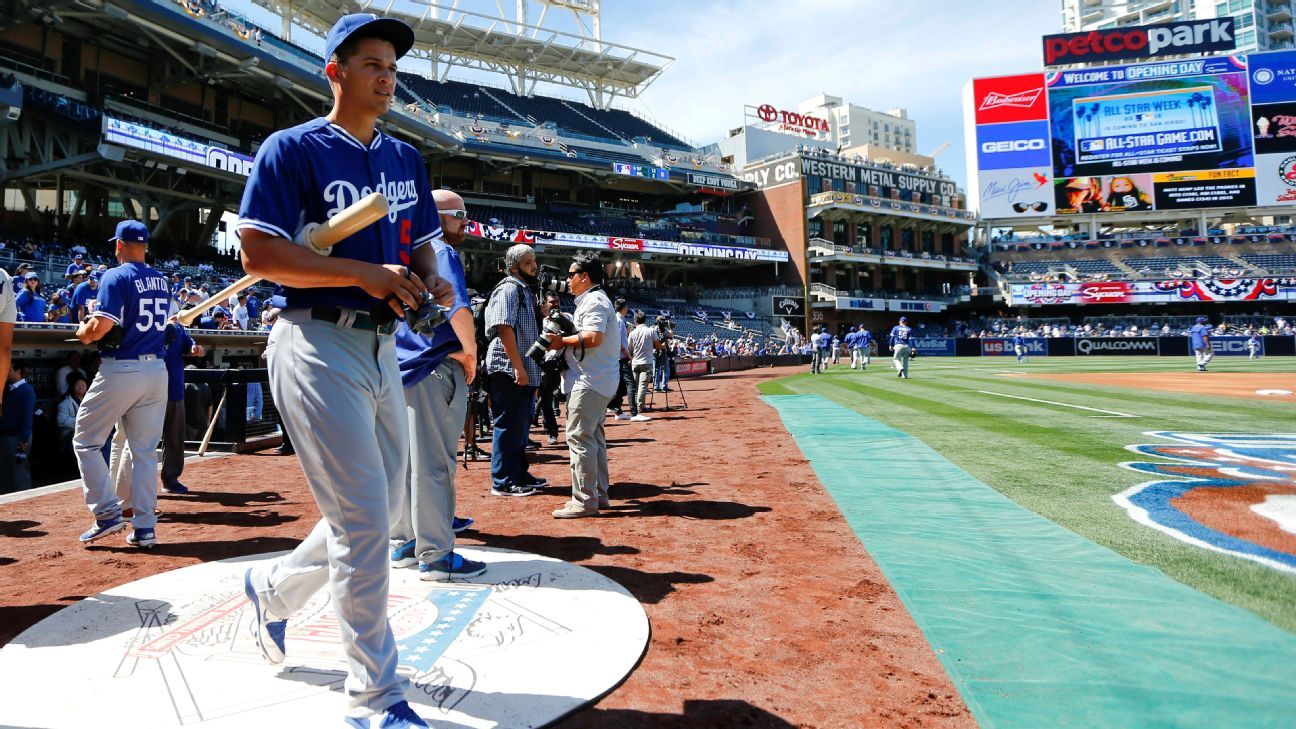 Dodgers' Corey Seager out with stomach illness