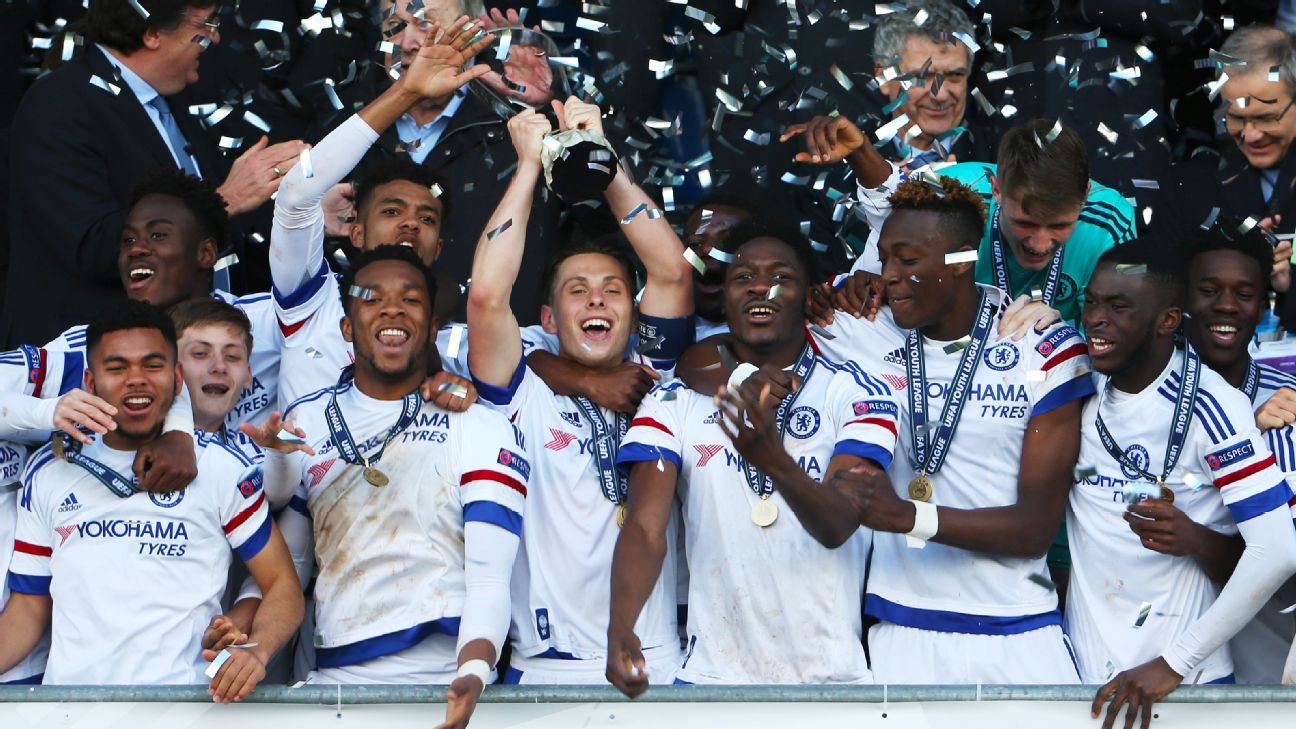 Chelsea under19s top PSG to retain UEFA Youth League title