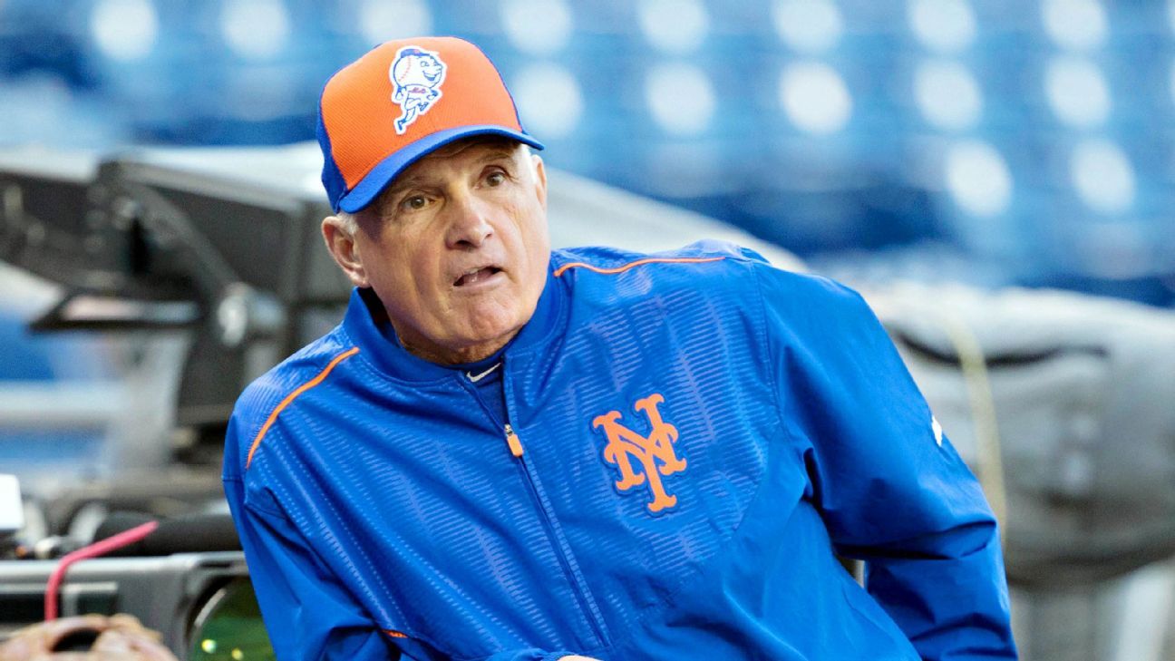 New York Mets manager Terry Collins taken to hospital before Sunday game