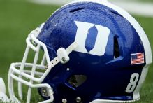 Duke's Kimari Robinson apologizes for swatting away arm of female staffer