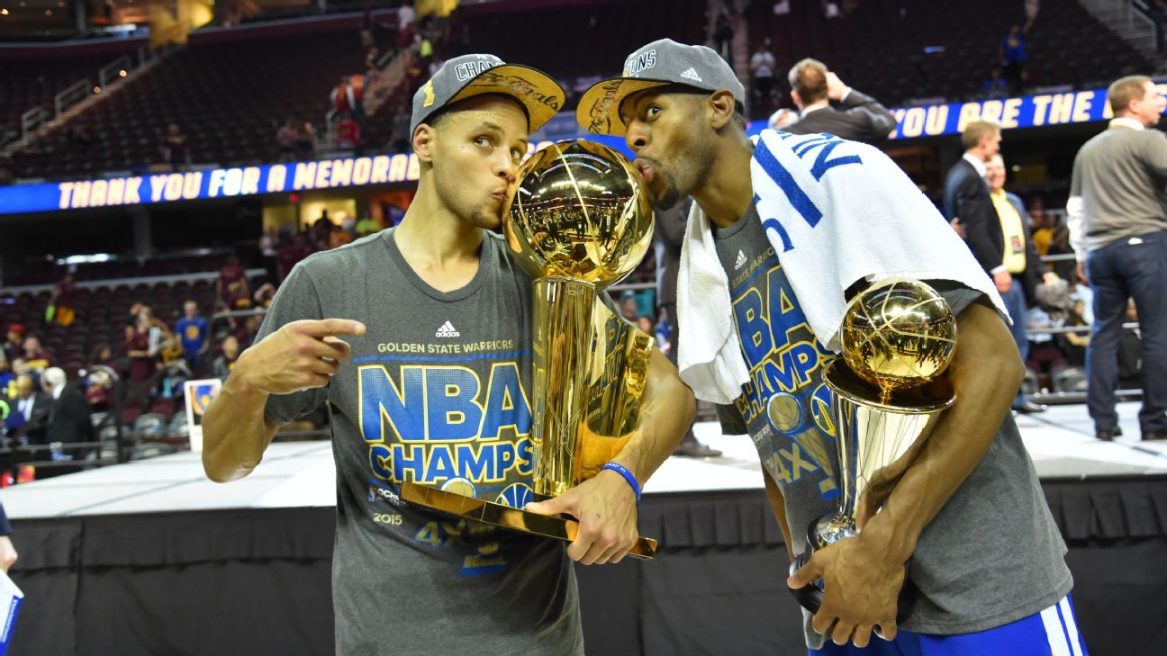 Stephen Curry receives NBA Finals MVP award for 1st time in his