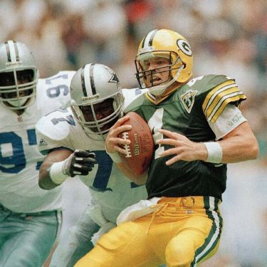 - Packers to honor Brett Favre on Oct. 16 vs. the Cowboys -- his  kryptonite