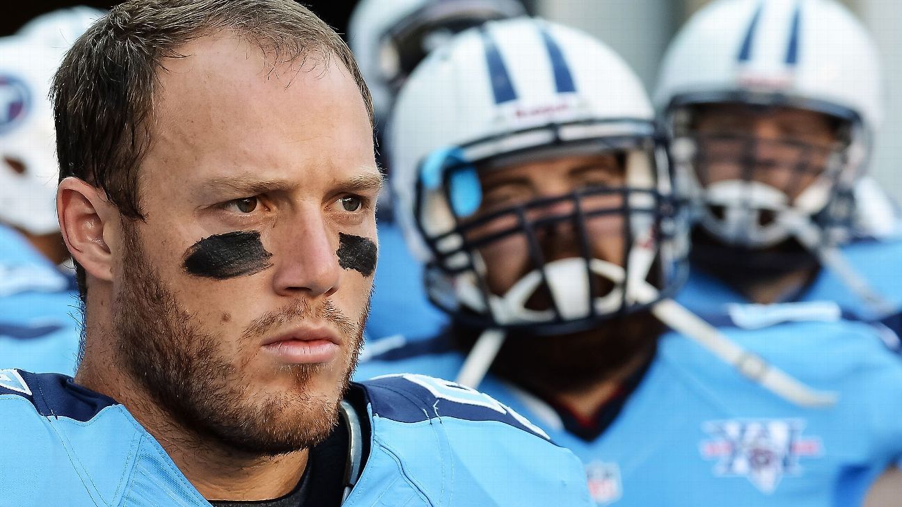 Former LB Tim Shaw, who is battling ALS, named Tennessee Titans captain 