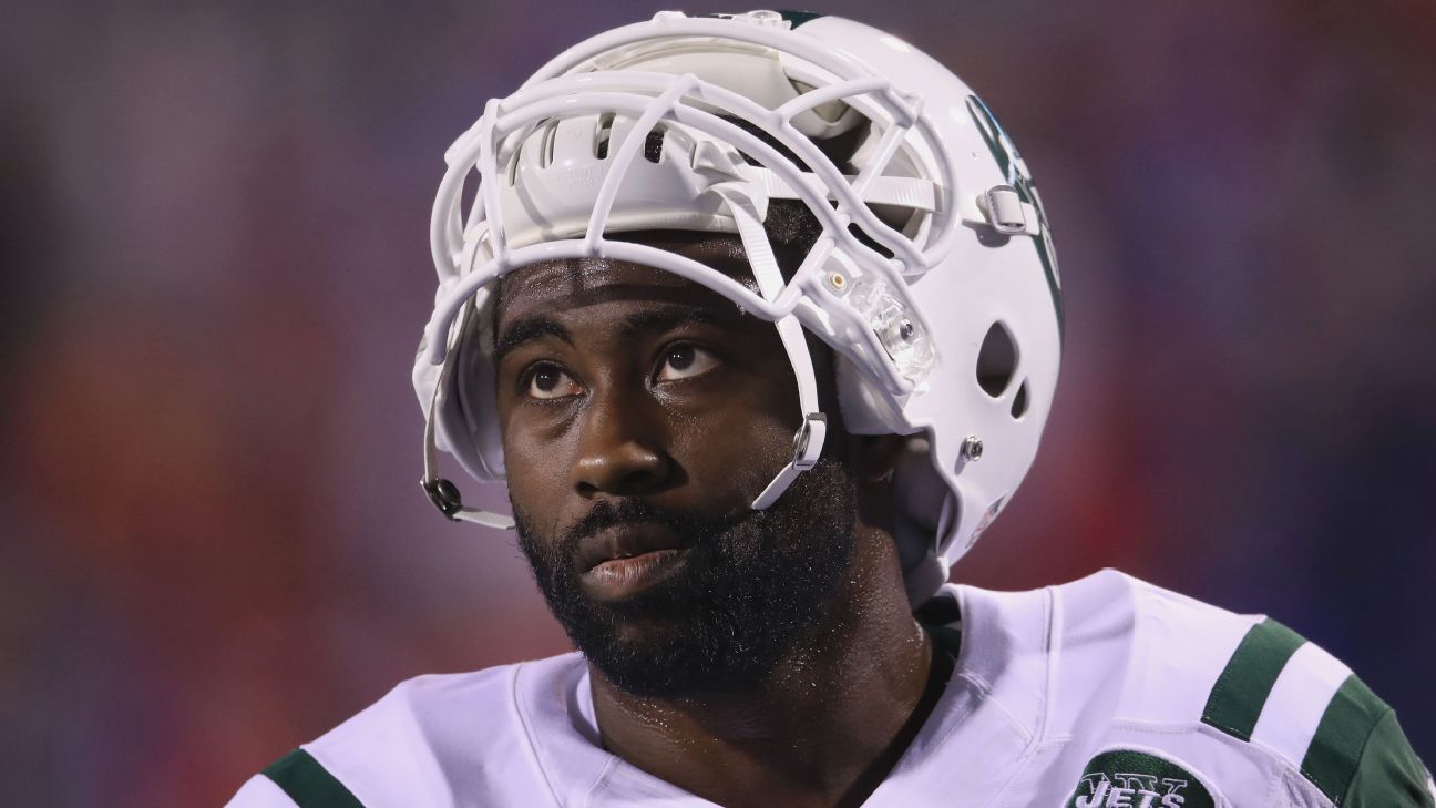 Darrelle Revis signs with Chiefs in an unexpected twist 