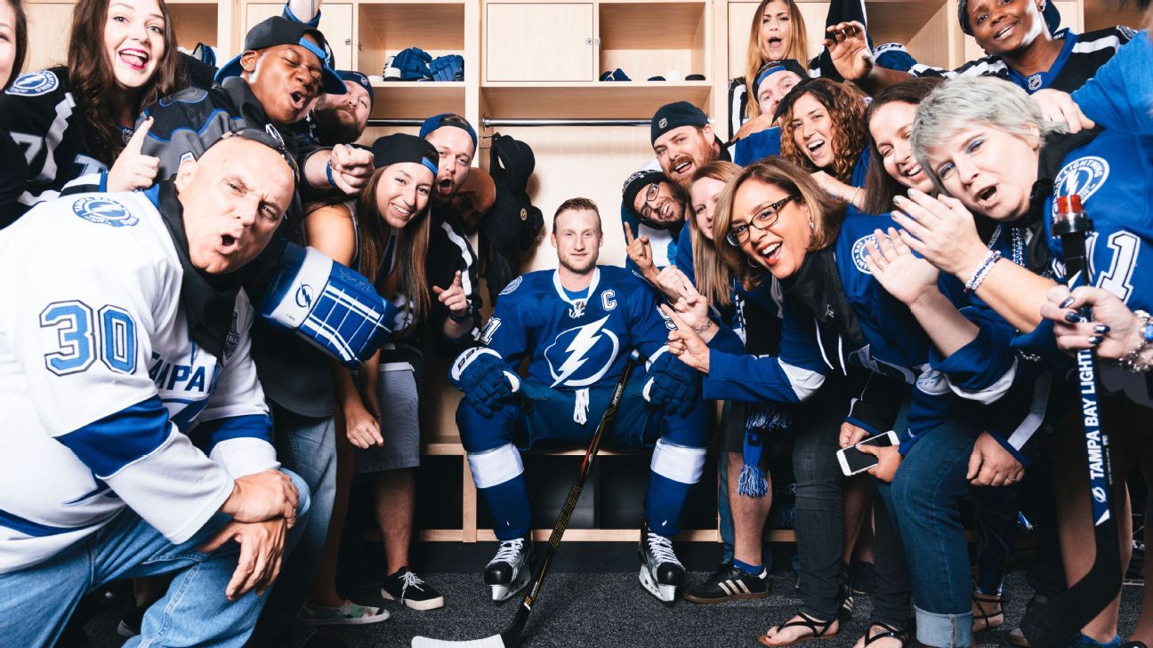 Tampa Bay Lightning's highly anticipated alternate jersey a hit with  younger demographic - The Athletic