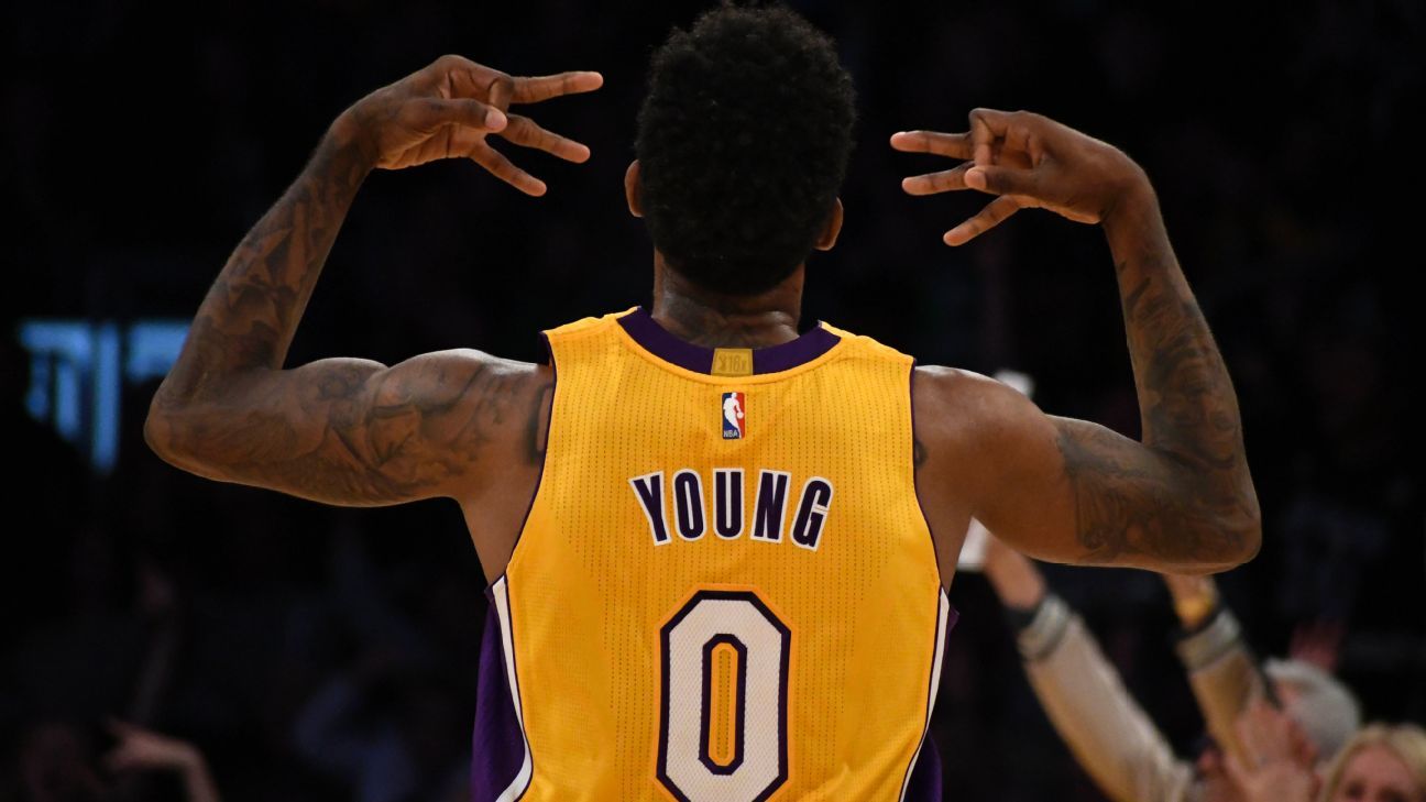 Lakers' D'Angelo Russell, Nick Young are getting closer to return