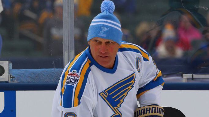 NHL -- 2017 Winter Classic -- Brett Hull and Bobby Hull talk about the ...