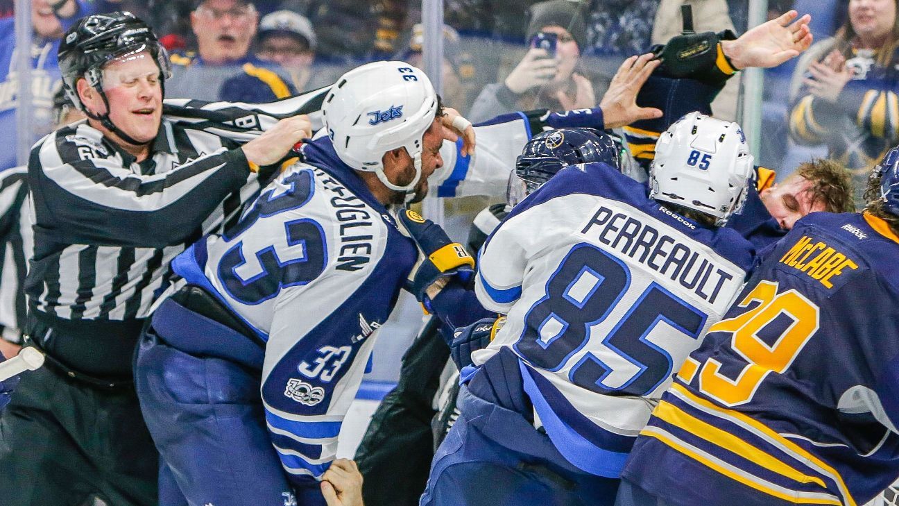 Rookie Patrik Laine has hat trick as Winnipeg Jets down Dallas