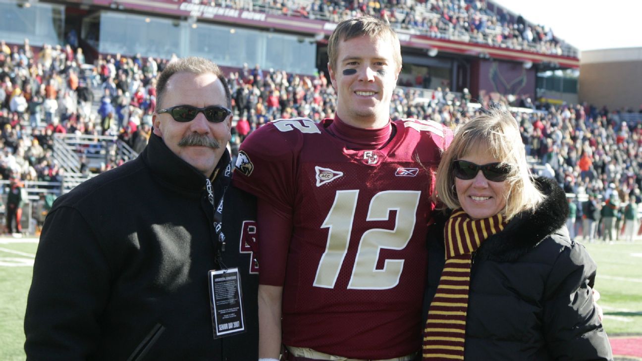 Boston College retires jersey of Atlanta Falcons' QB Matt Ryan 