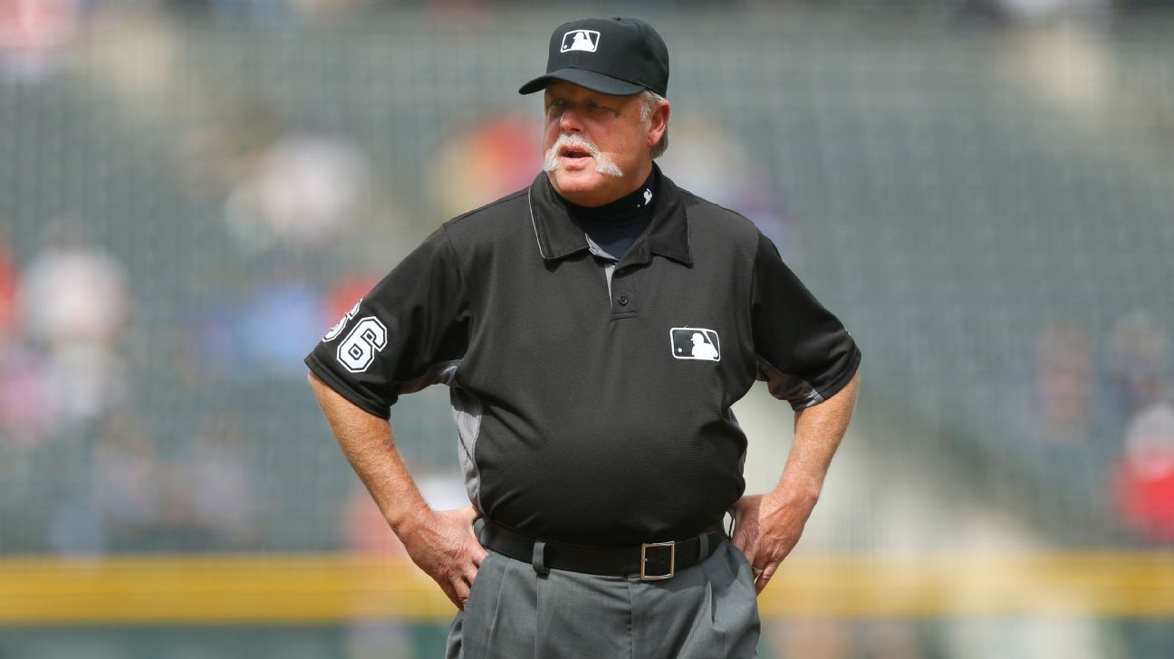 Four umpires promoted to Major League crews