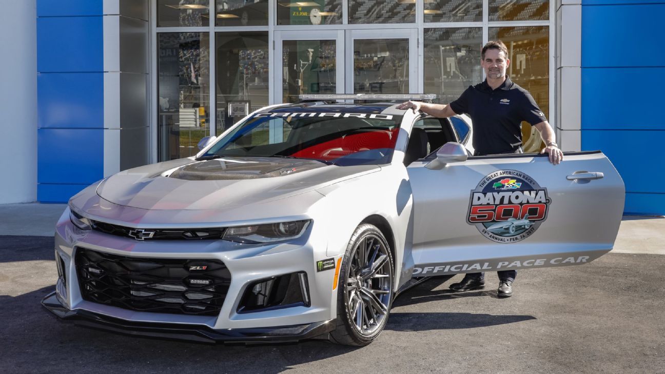 Jeff Gordon to drive Daytona 500 pace car