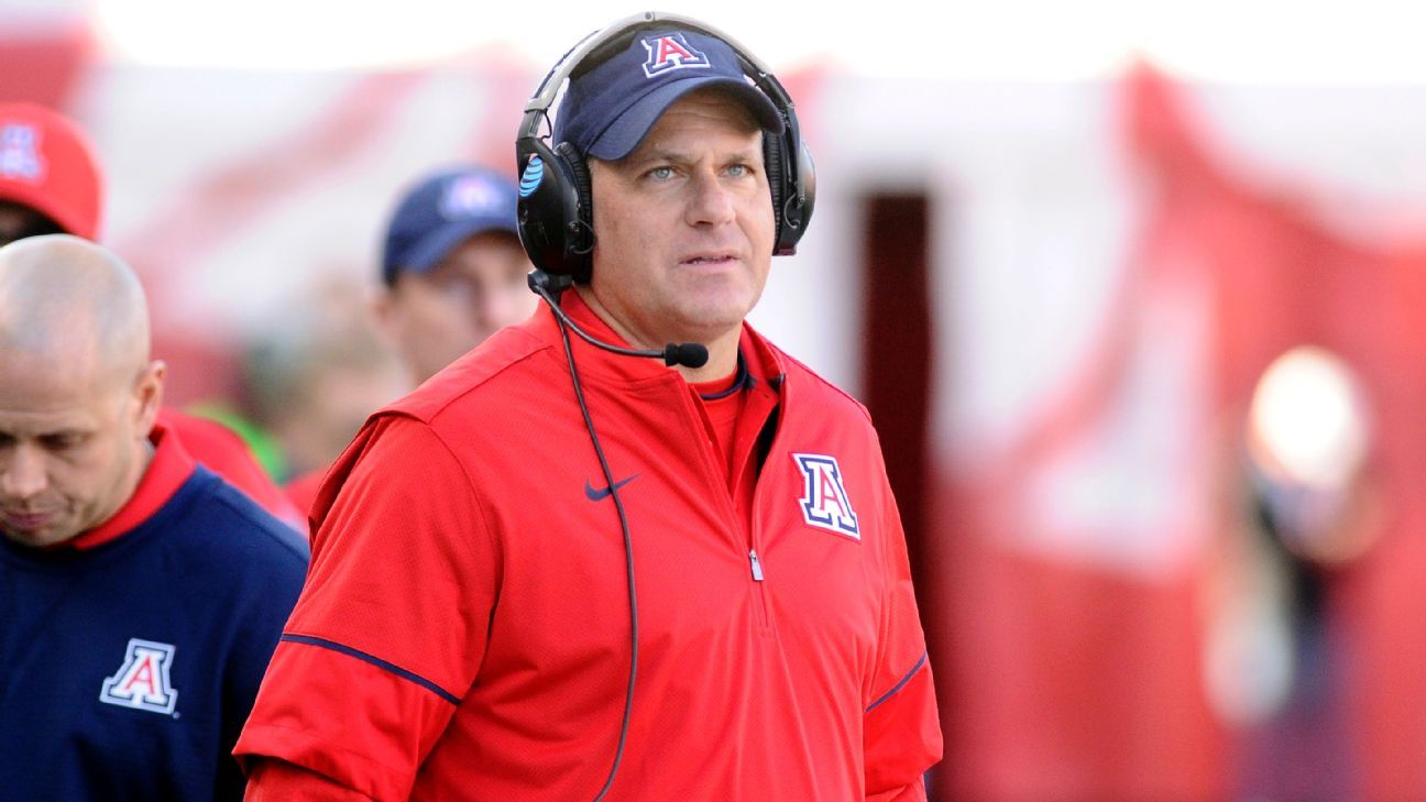 Arizona Wildcats fire football coach Rich Rodriguez