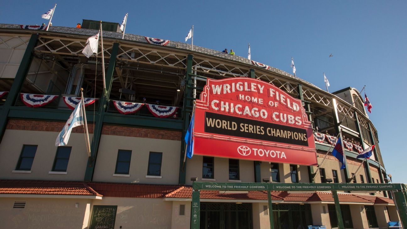 Ben Zobrist visits Wrigley Field  A friendly face at the Confines