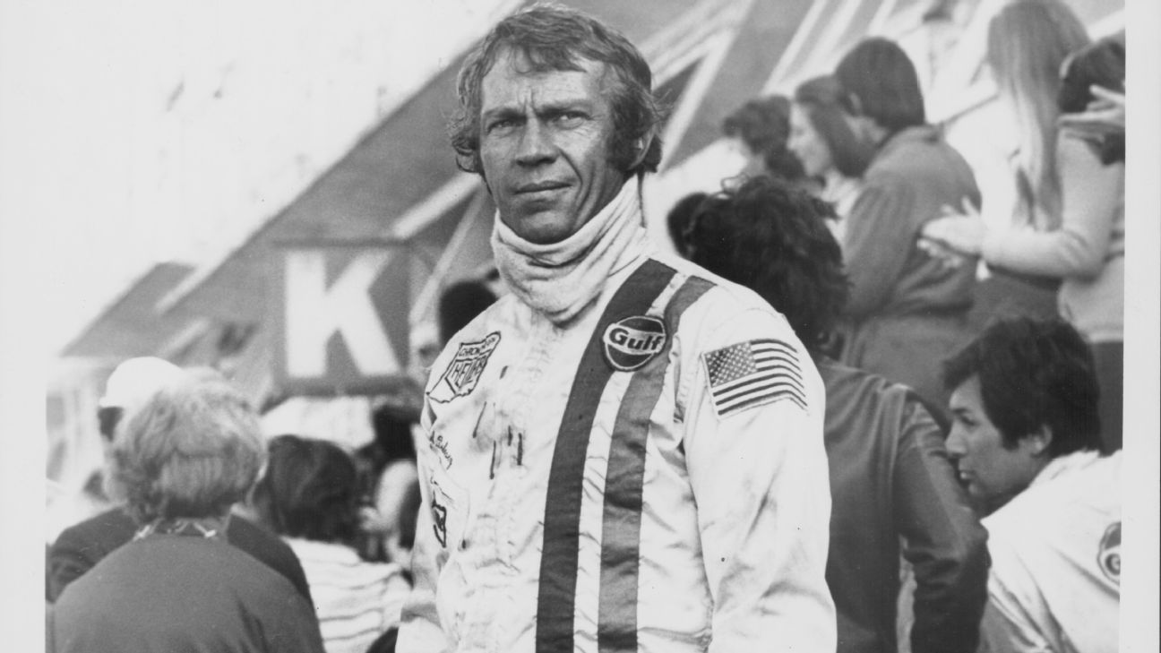 449 Steve Mcqueen Le Mans Photos & High Res Pictures - Getty Images