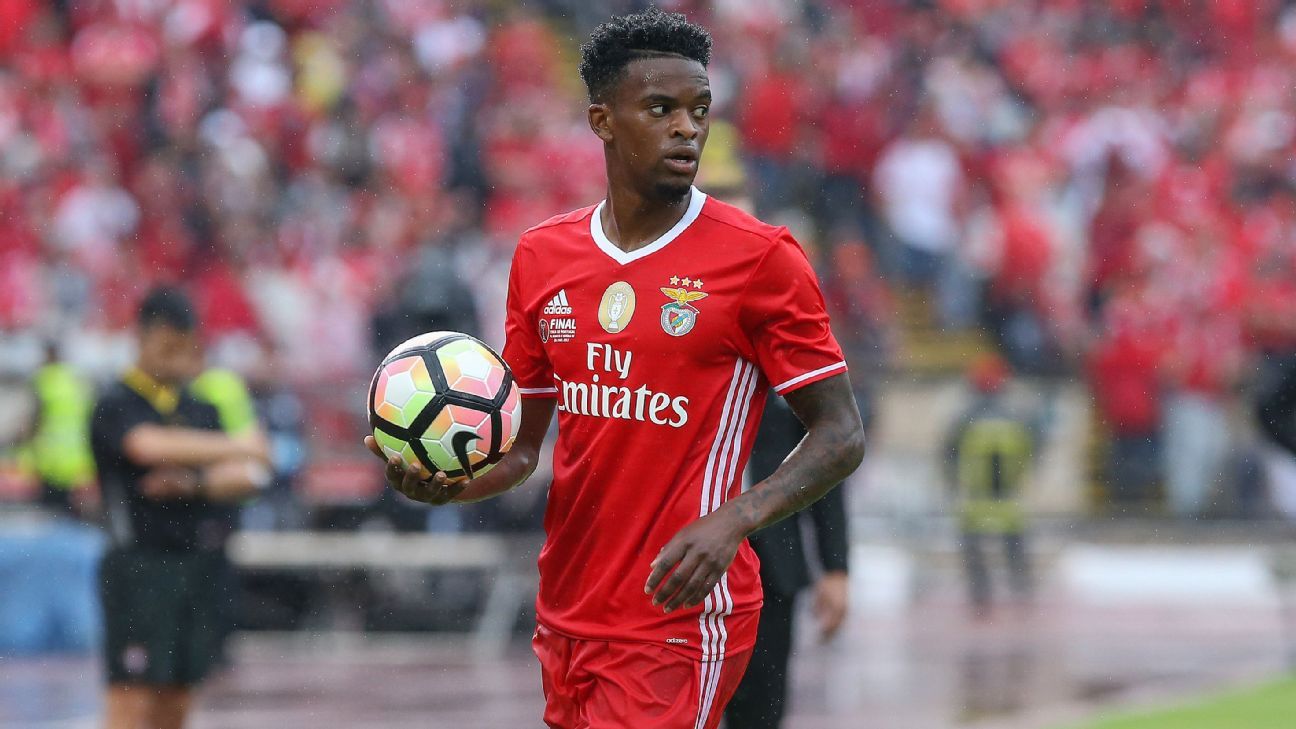 Barcelona reach deal for Benfica right-back Nelson Semedo