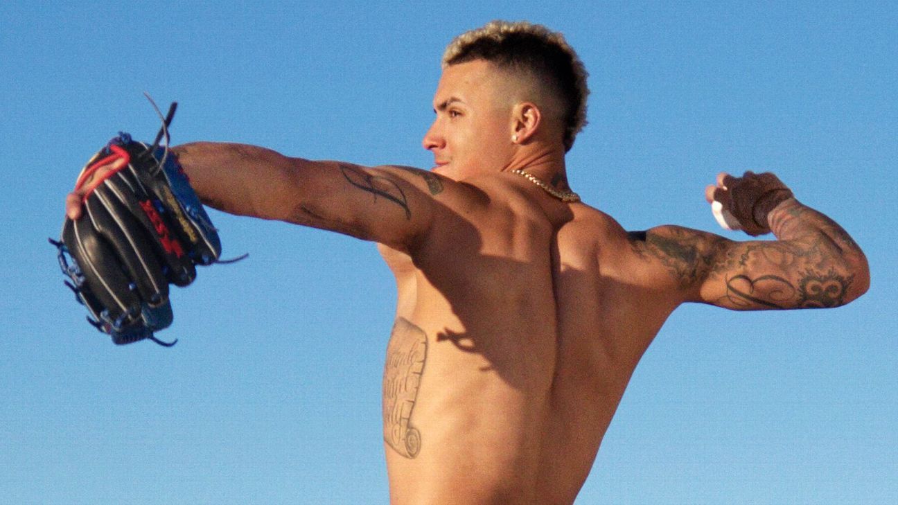 Go behind the scenes at Javy Baez's Body Issue shoot in Coolidge